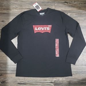 Levis logo shirt
